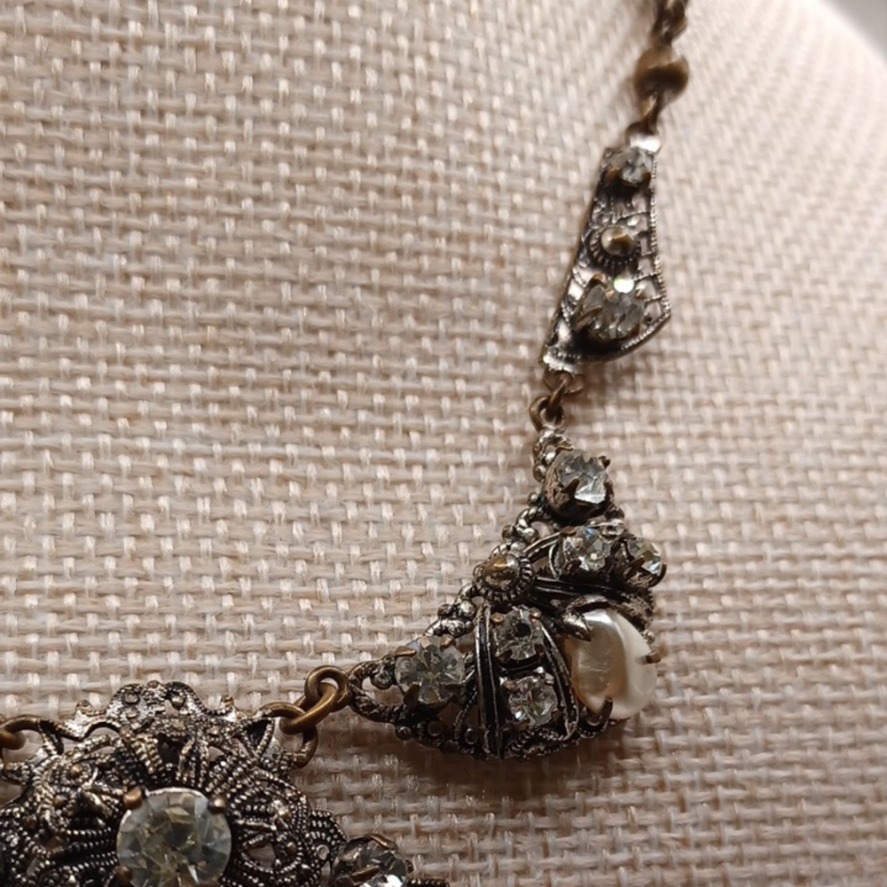 Western Germany Clear Rhinestone and Filigree Pearl Necklace - Picture 9 of 12